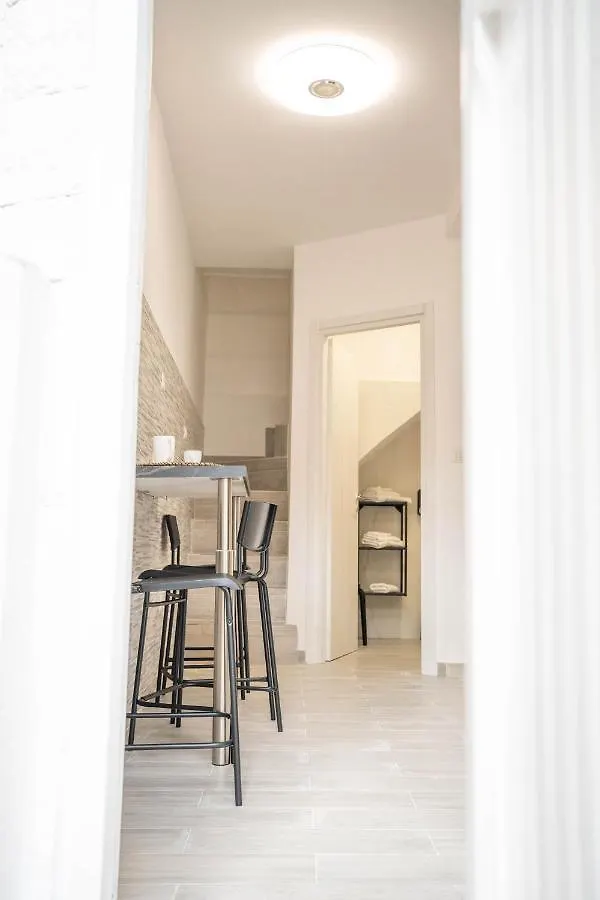 Pontecorvo 29 Apartment Naples Italy
